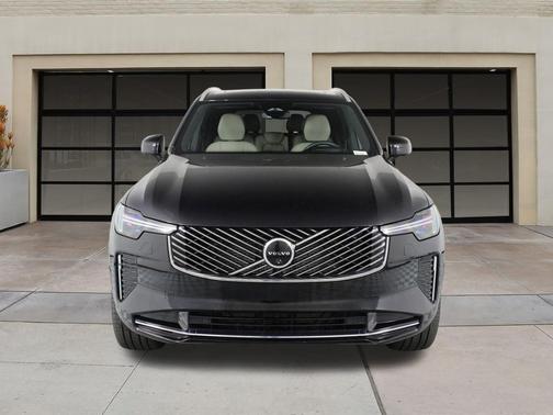 2025 Volvo XC90 B6 Ultra