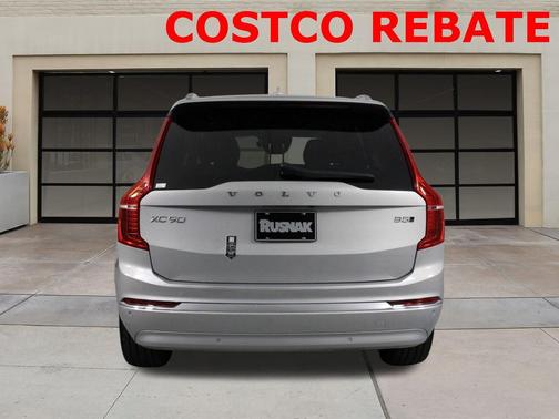 2025 Volvo XC90 B5 Core