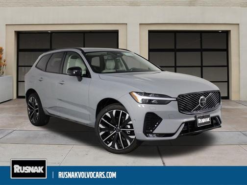 2026 Volvo XC60 B5 Ultra