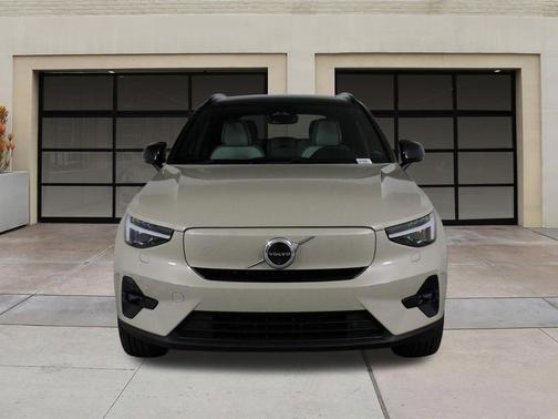Sand Dune Metallic 2025 Volvo EX40 Ultra, Twin Motor, Fully electric
