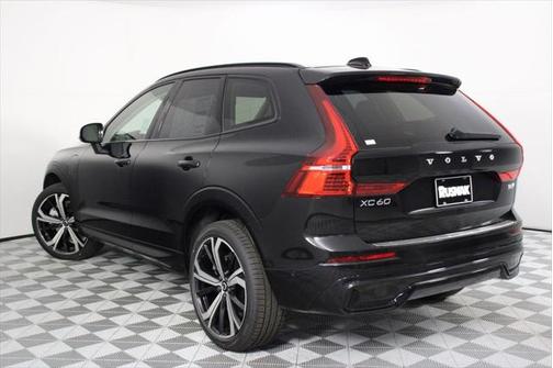 2025 Volvo XC60 Plug-In Hybrid T8 Ultra