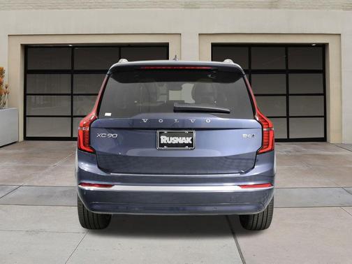 2026 Volvo XC90 Plus, B6 AWD Gas (mild hybrid), Gasoline, Bright, 7 Seats