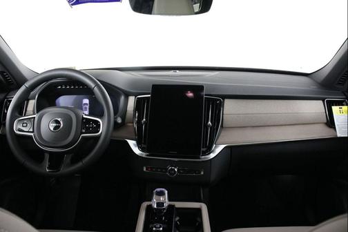 2026 Volvo XC90 Plus, B6 AWD Gas (mild hybrid), Gasoline, Bright, 7 Seats