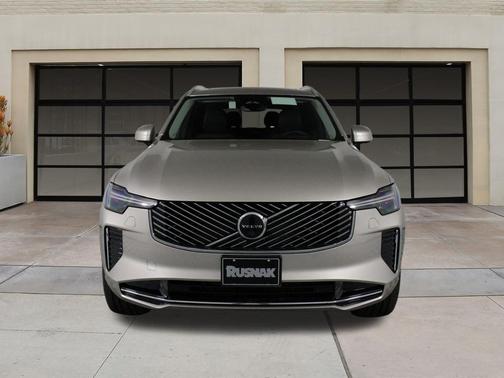 2025 Volvo XC90 B6 Ultra