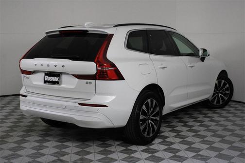 2023 Volvo XC60 B5 Core