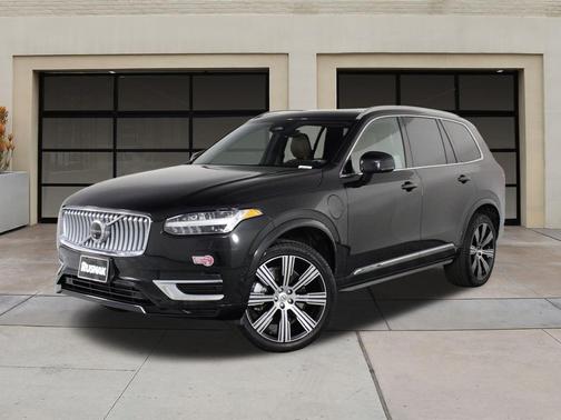 2023 Volvo XC90 Recharge Plug-In Hybrid T8 Plus Bright Theme 7-Seater