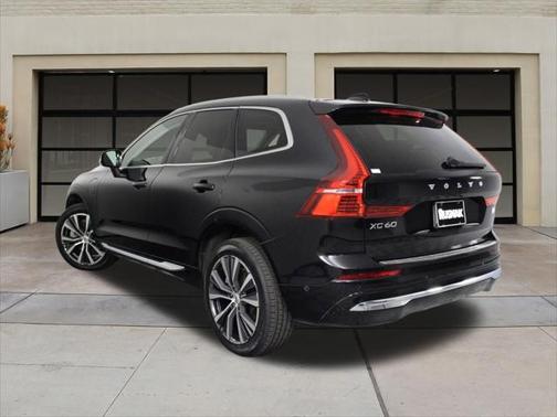 2022 Volvo XC60 Recharge Plug-In Hybrid T8 Inscription Expression