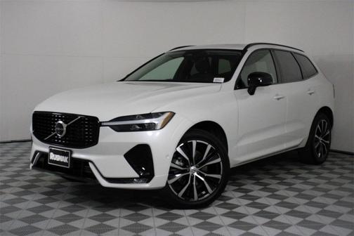 2025 Volvo XC60 B5 Plus