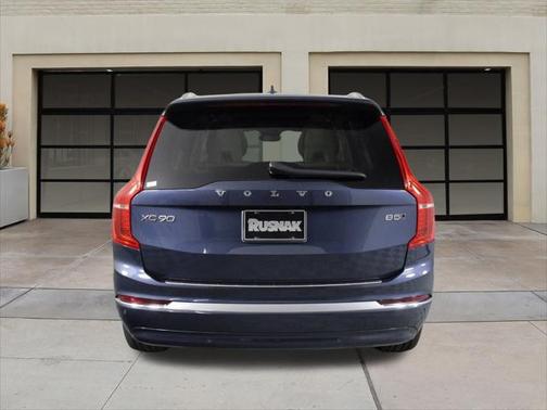 2024 Volvo XC90 B5 Plus Bright Theme
