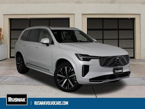 2026 Volvo XC90 B6 Core