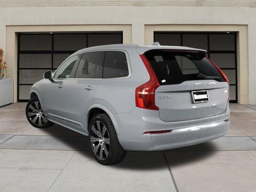 2024 Volvo XC90 Recharge Plug-In Hybrid T8 Plus Bright Theme 7-Seater