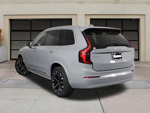 2026 Volvo XC90 B6 Ultra 7-Seater