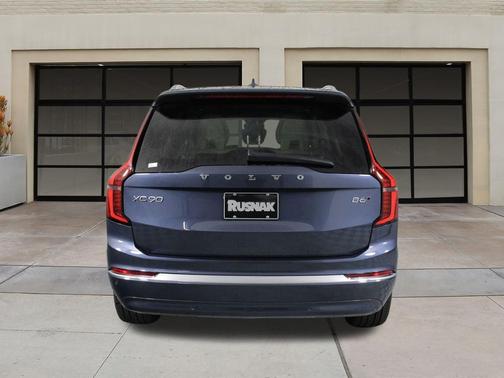 2026 Volvo XC90 B6 Ultra 7-Seater