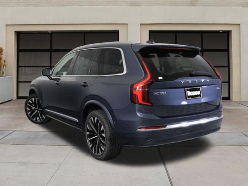 2026 Volvo XC90 B6 Ultra 7-Seater