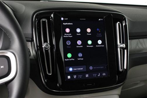 2026 Volvo XC40 B5 Plus