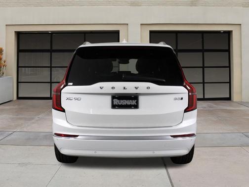 2026 Volvo XC90 Plus, B5 AWD Gas (mild hybrid), Gasoline, Bright, 7 Seats