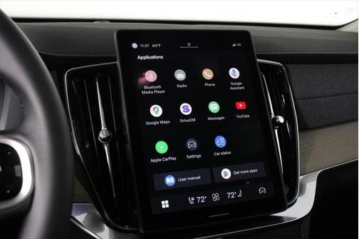 2025 Volvo XC90 B5 Core