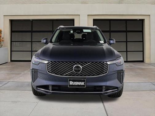 2025 Volvo XC90 Plug-In Hybrid T8 Plus 7-Seater