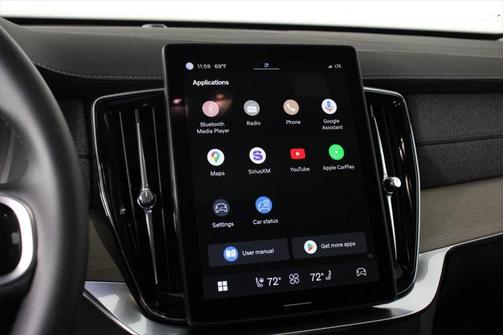 2025 Volvo XC90 B5 Core