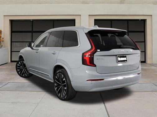 2026 Volvo XC90 B5 Plus 7-Seater