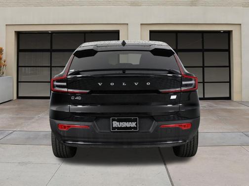 2023 Volvo C40 Recharge Pure Electric Twin Core