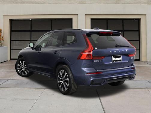 2025 Volvo XC60 B5 Core