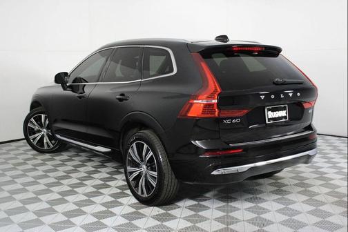 2022 Volvo XC60 B5 Inscription