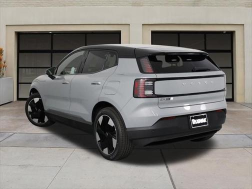 2025 Volvo EX30 Twin Motor Plus