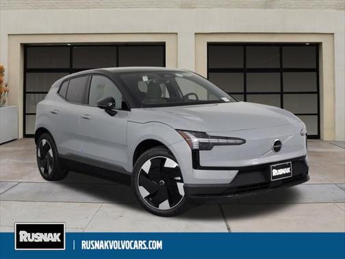 2025 Volvo EX30 Twin Motor Plus