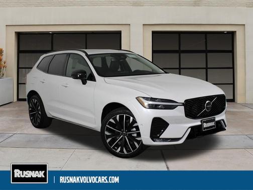 2026 Volvo XC60 B5 Ultra