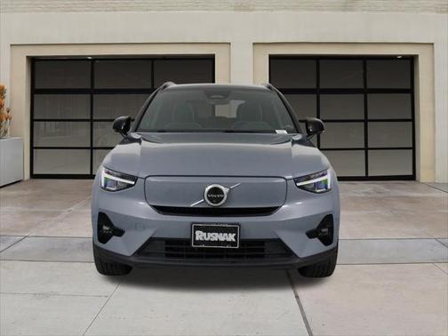 2023 Volvo XC40 Recharge Pure Electric Twin Plus