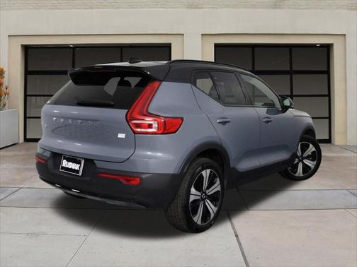 2023 Volvo XC40 Recharge Pure Electric Twin Plus