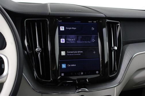 2025 Volvo XC60 B5 Ultra