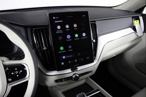 2026 Volvo XC60 B5 Ultra