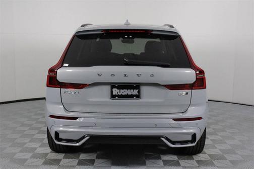 2026 Volvo XC60 B5 Ultra