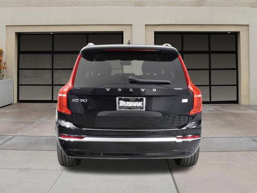 2023 Volvo XC90 Recharge Plug-In Hybrid T8 Plus Bright Theme 7-Seater