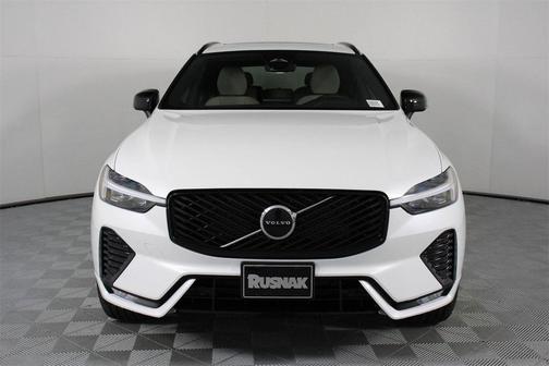 2026 Volvo XC60 B5 Core