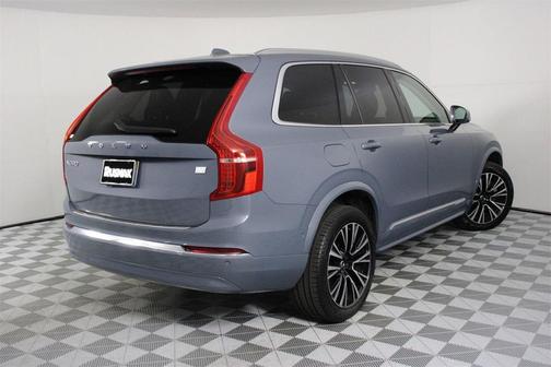 2023 Volvo XC90 Recharge Plug-In Hybrid T8 Plus 6-Seater