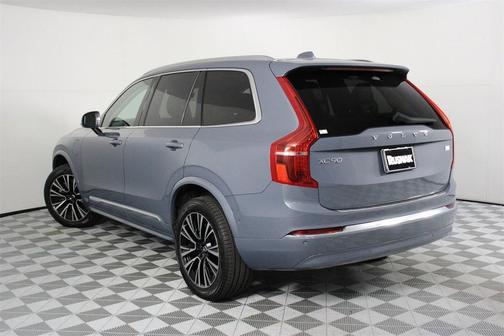2023 Volvo XC90 Recharge Plug-In Hybrid T8 Plus 6-Seater
