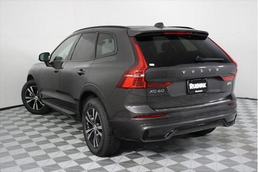 2025 Volvo XC60 B5 Core