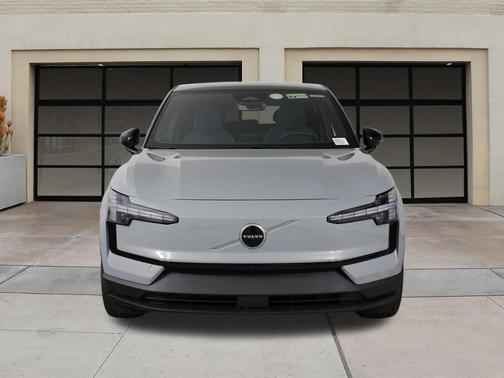 2026 Volvo EX30 Plus Twin Motor Performance, Fully electric