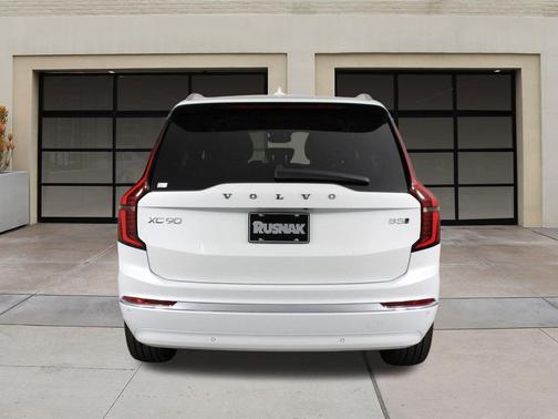 2026 Volvo XC90 Core, B5 AWD Gas (mild hybrid), Gasoline, Bright, 7 Seats