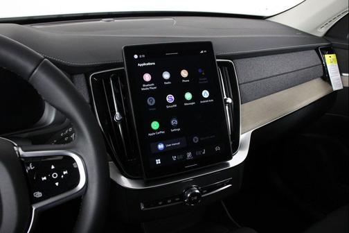 2026 Volvo XC90 Core, B5 AWD Gas (mild hybrid), Gasoline, Bright, 7 Seats