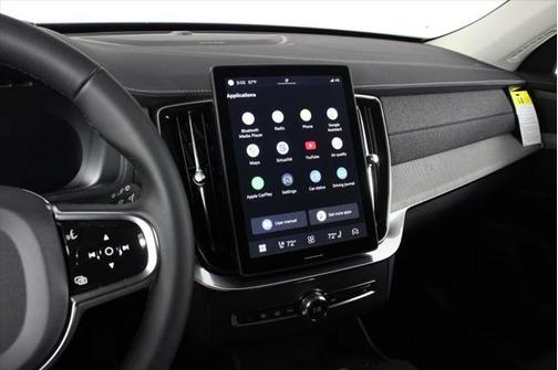 2025 Volvo XC90 B6 Ultra