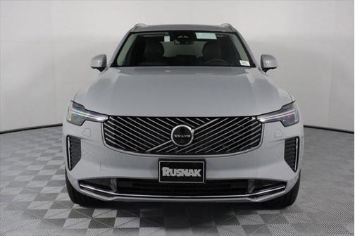 2025 Volvo XC90 B6 Ultra
