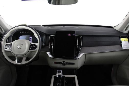 2026 Volvo XC90 Ultra, B6 AWD Gas (mild hybrid), Gasoline, Bright, 7 Seats