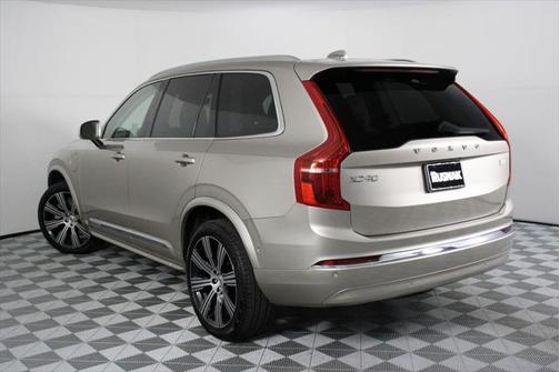 2023 Volvo XC90 Recharge Plug-In Hybrid T8 Plus 6-Seater