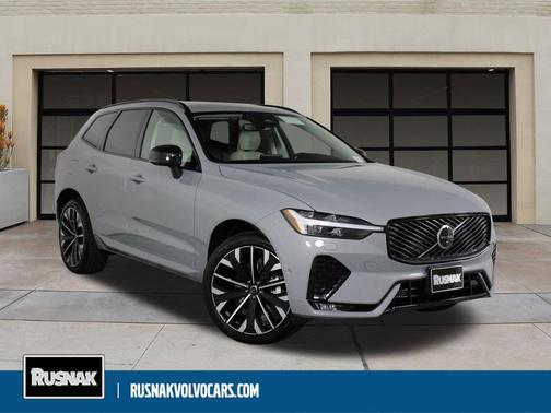 2026 Volvo XC60 B5 Ultra