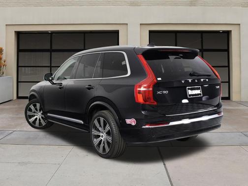 2025 Volvo XC90 Plug-In Hybrid T8 Ultra 7-Seater
