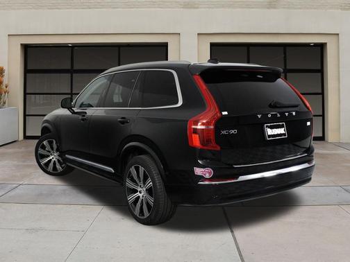 2024 Volvo XC90 Recharge Plug-In Hybrid T8 Ultimate 6-Seater